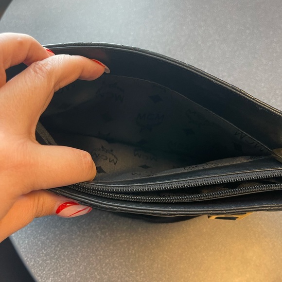 MCM hand bag - Picture 13 of 17